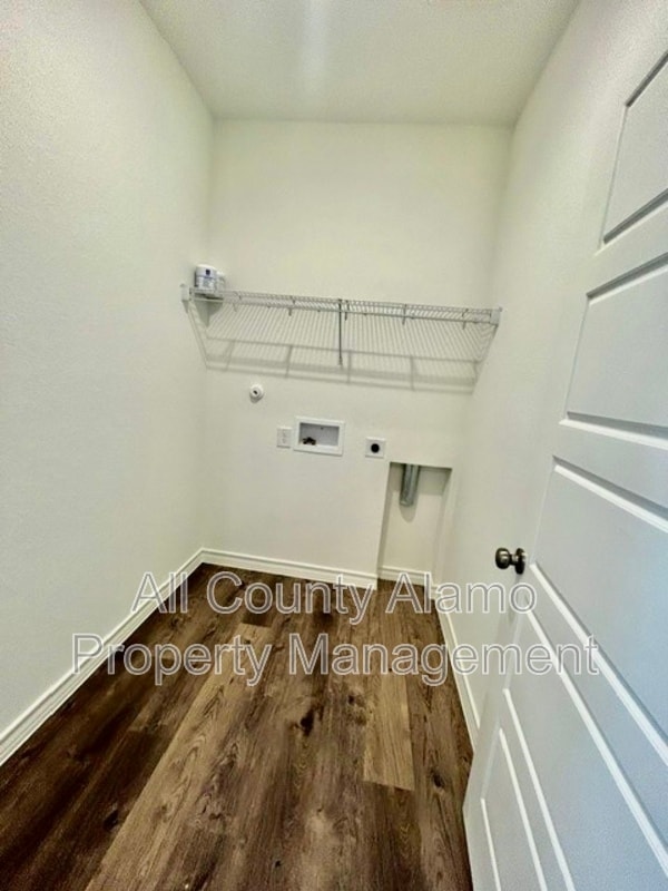 Building Photo - 4153 Bermuda Ln