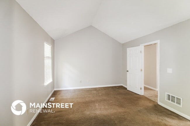 Building Photo - 4809 Shallow Farm Dr NE