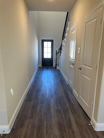 Building Photo - 708 Hemingway Ln