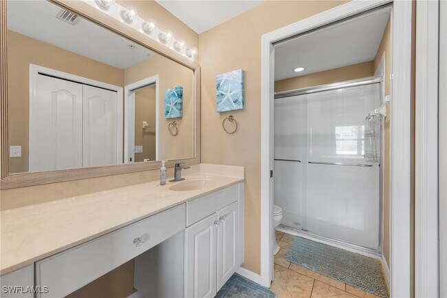 Building Photo - 12141 Summergate Cir