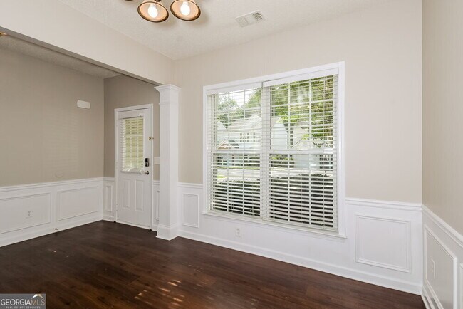 Building Photo - 1127 Dunedin Trail