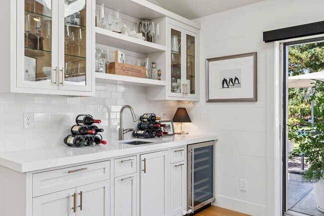 Building Photo - 760 Zinfandel Ln