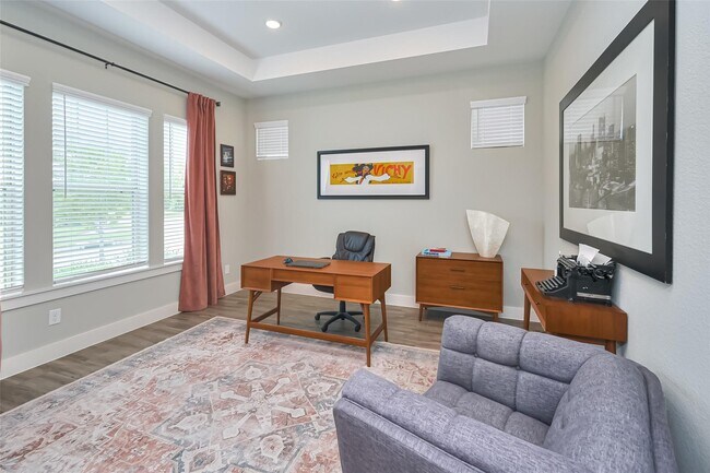 Building Photo - 17026 Canosa Dr