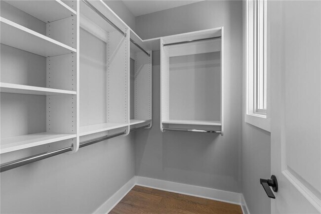 Building Photo - 1160 Ormewood Ave SE