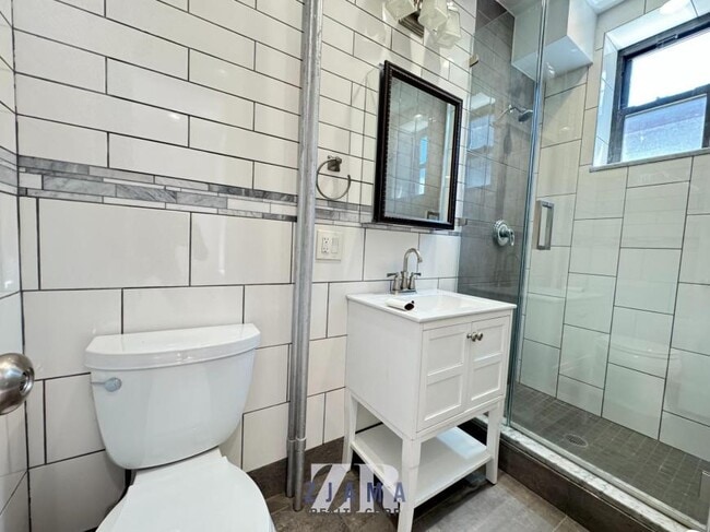 Building Photo - 2 bedroom in Brooklyn NY 11215