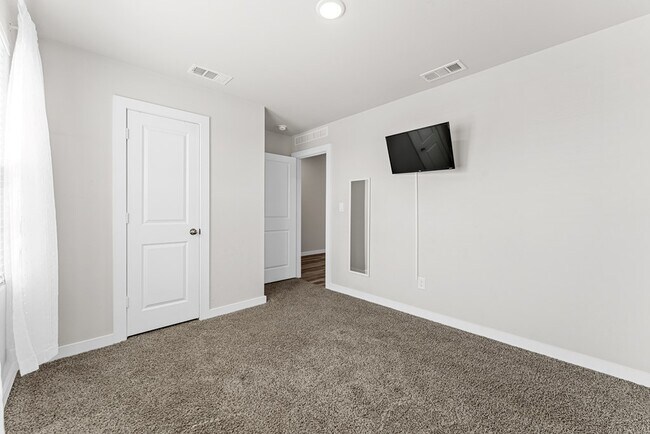 Building Photo - 7625 Purple Vitex Rd