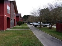 Building Photo - 29360 Red Oak Rd