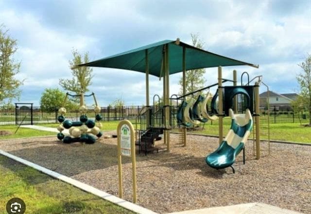 Building Photo - 2447 French St