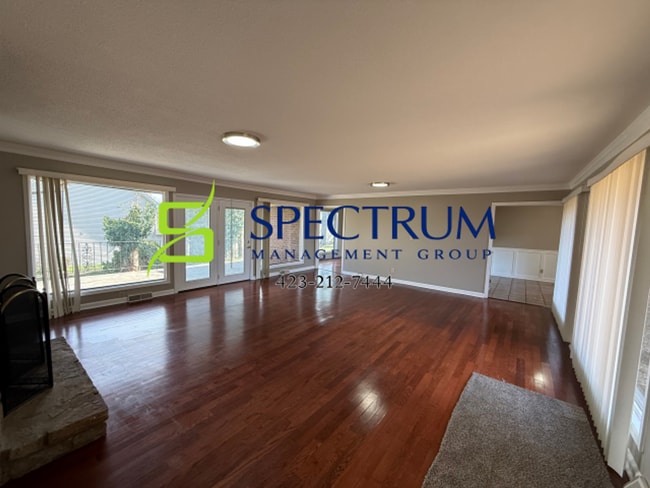 Building Photo - 828 Andy St