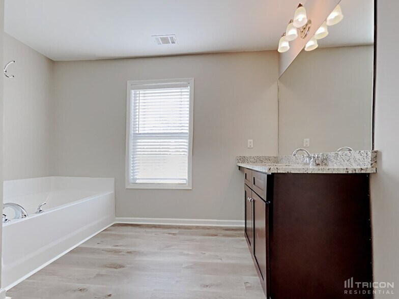 Building Photo - 95 Ascott Trace