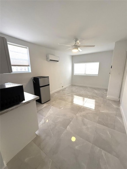 Building Photo - 624 Westward Dr