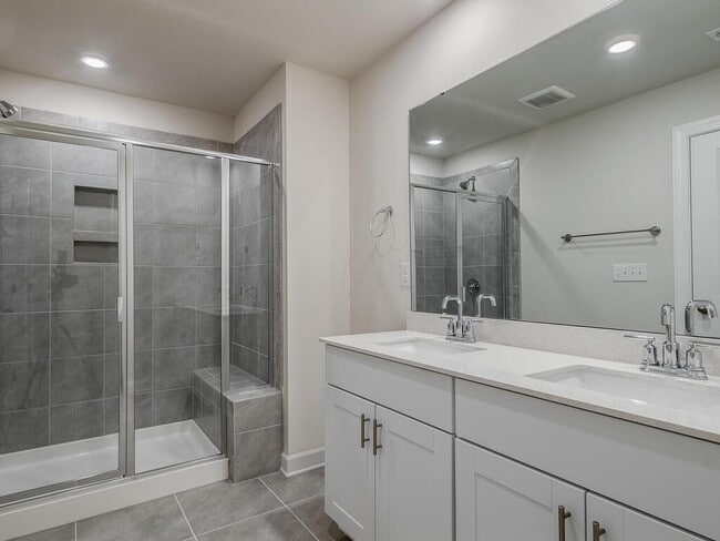 Building Photo - Built in 2022 and waiting for you to move right on in!