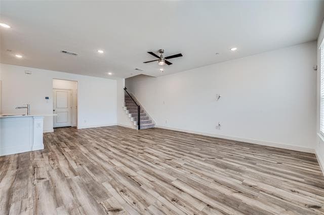 Building Photo - 8940 Samara St