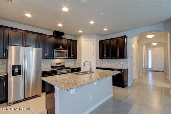 Building Photo - 7753 Poulicny Ln