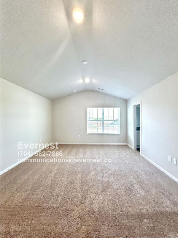 Building Photo - 217 Aniston Ln