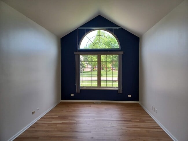 Building Photo - 24463 Tufton St