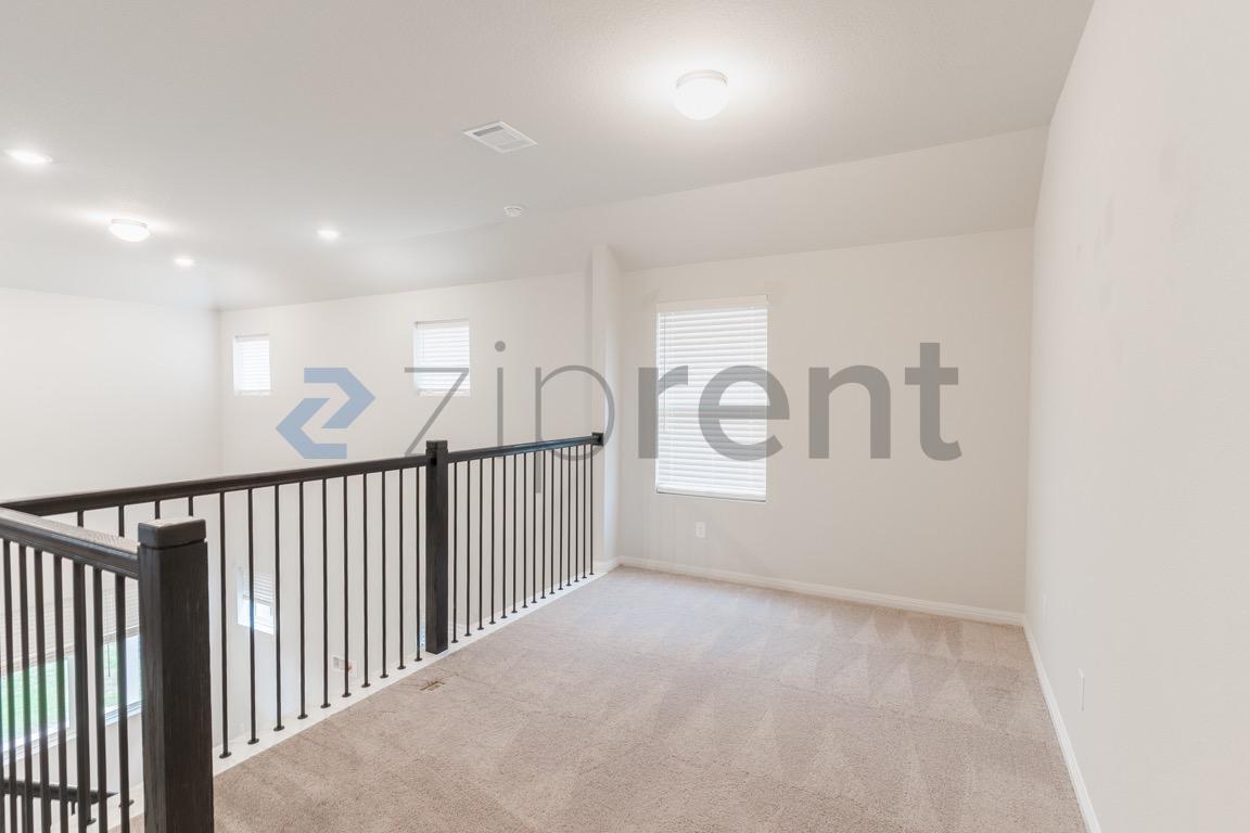 Building Photo - 120 Baron Von Gator Dr