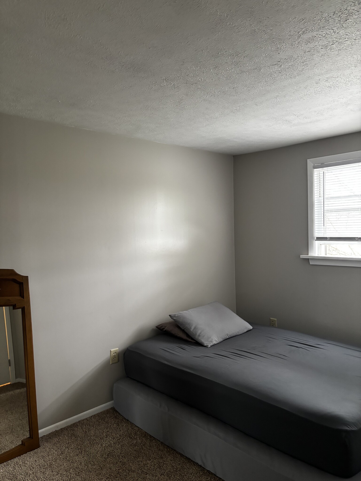 Bedroom 2 - 114 N Harrison Rd