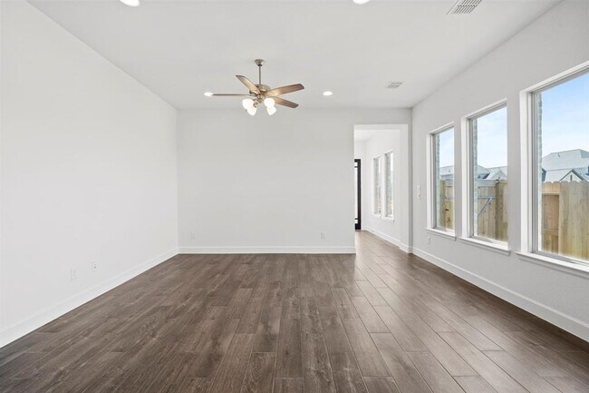 Building Photo - 16323 Rock Hollow Bend Ln