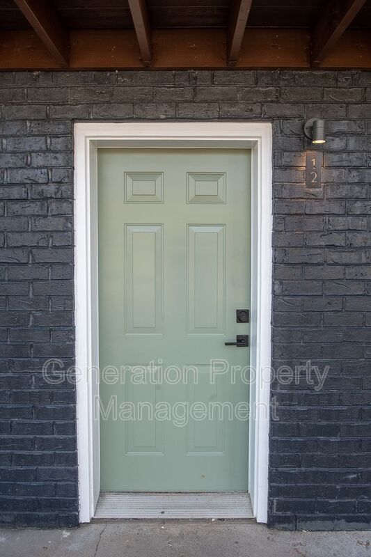 Building Photo - 650 4th St NE