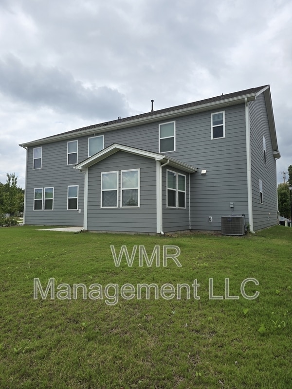 Building Photo - 1119 Bellshill Dr