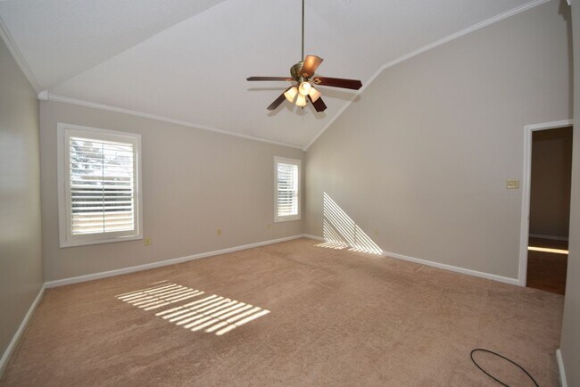 Building Photo - 6657 Millgrove Park Dr