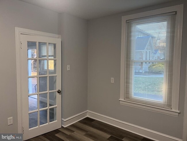 Building Photo - 703 Bethlehem Pike