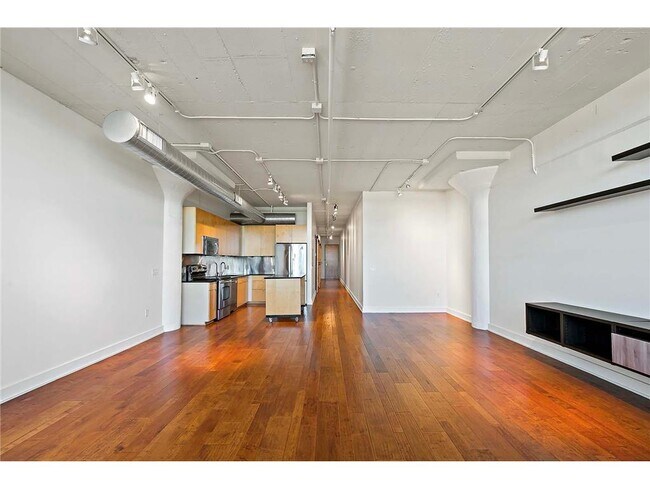 Building Photo - 2929 Chicago Ave