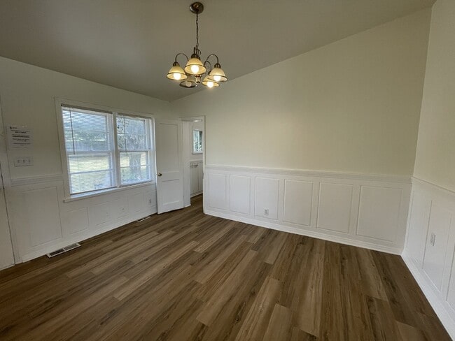 Building Photo - 4-Bedroom, 1.5 Bath Home in NW OKC