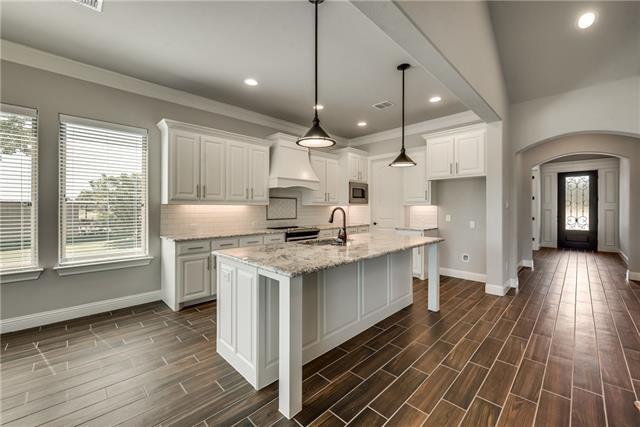 Building Photo - 8240 Scharmels Ln