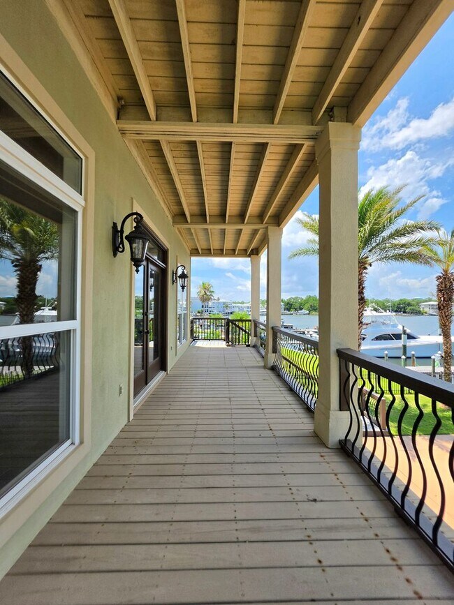 Building Photo - Waterfront 4/2 in Terry Cove with pool and boat dock