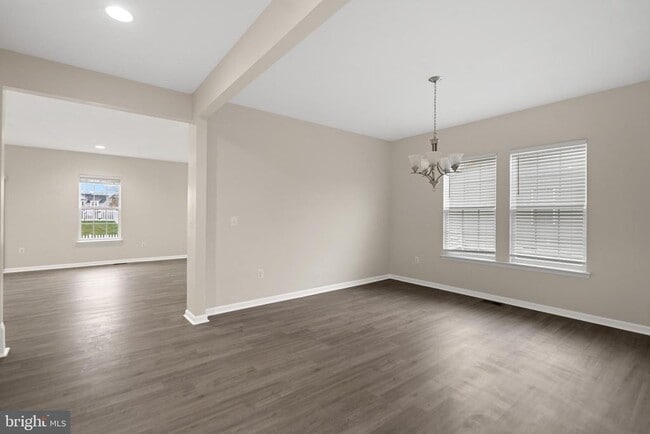 Building Photo - 290 Norland Knoll Dr