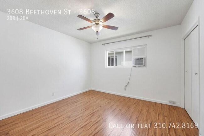 Building Photo - 3608 Beethoven St