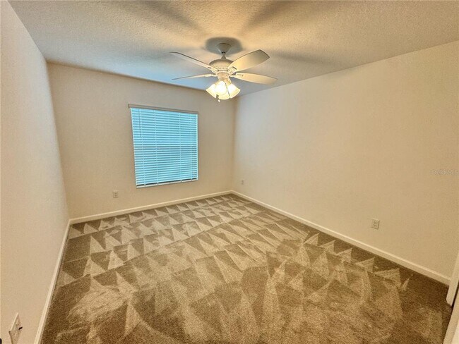 Building Photo - 528 Cherry Creek Wy