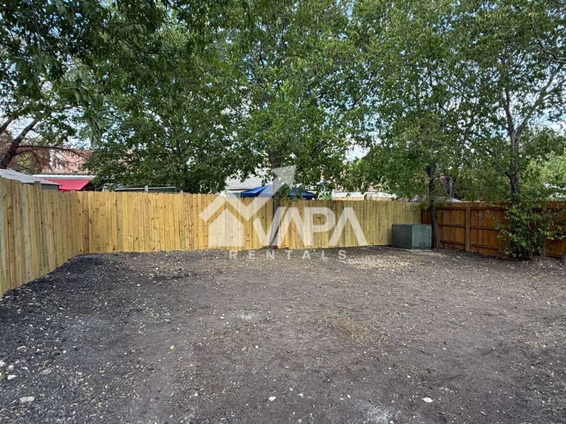 Building Photo - 5929 Mission Sunrise