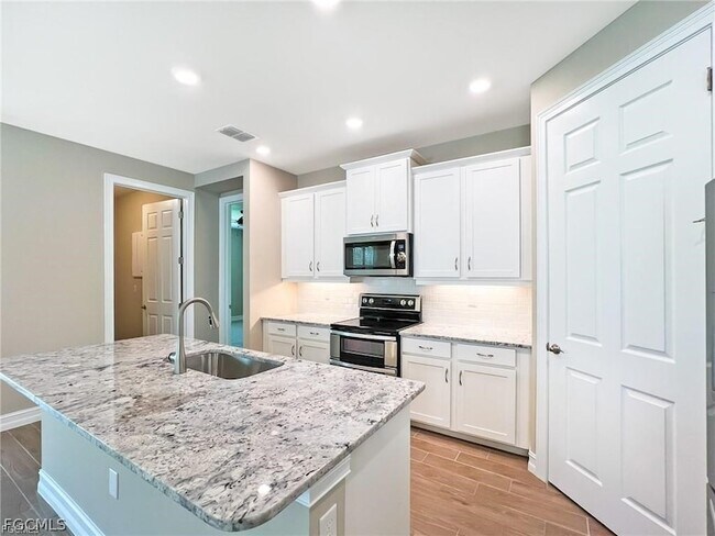 Building Photo - 3804 Crosswater Dr