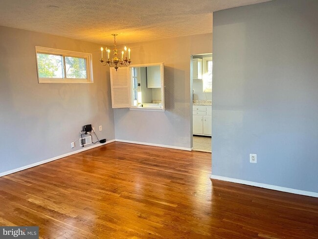 Building Photo - Discover the charm of this exquisite two-level home