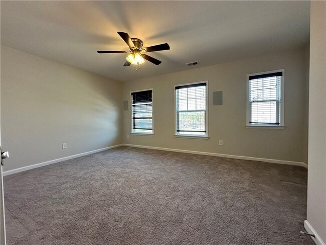 Building Photo - 3253 Cavendish Ct NE