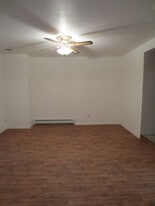 Building Photo - 126 N Lake Ave