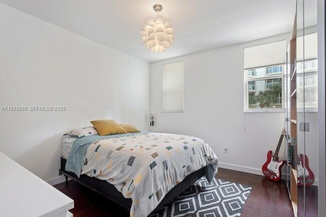 Building Photo - 8888 Collins Ave