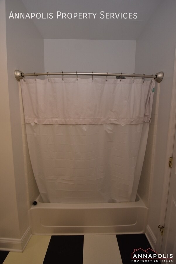 Building Photo - 2155 Scotts Crossing Ct