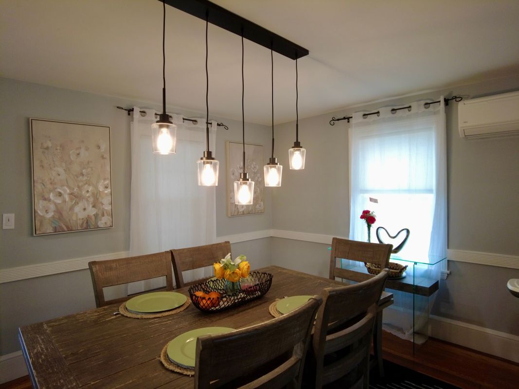 Building Photo - 80 Mauran St