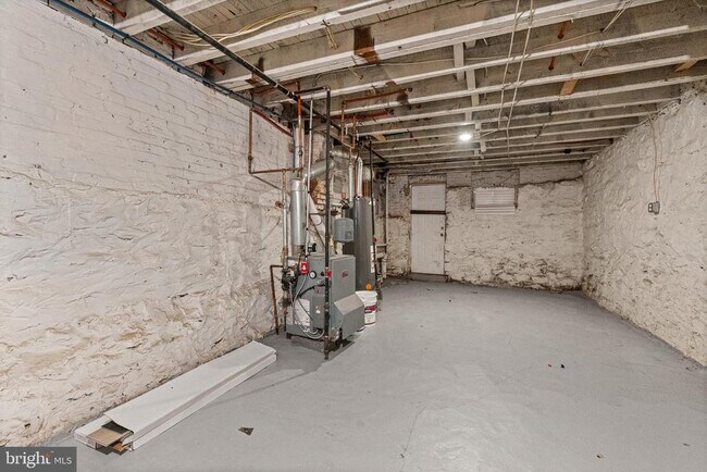 Building Photo - 1653 N Smallwood St