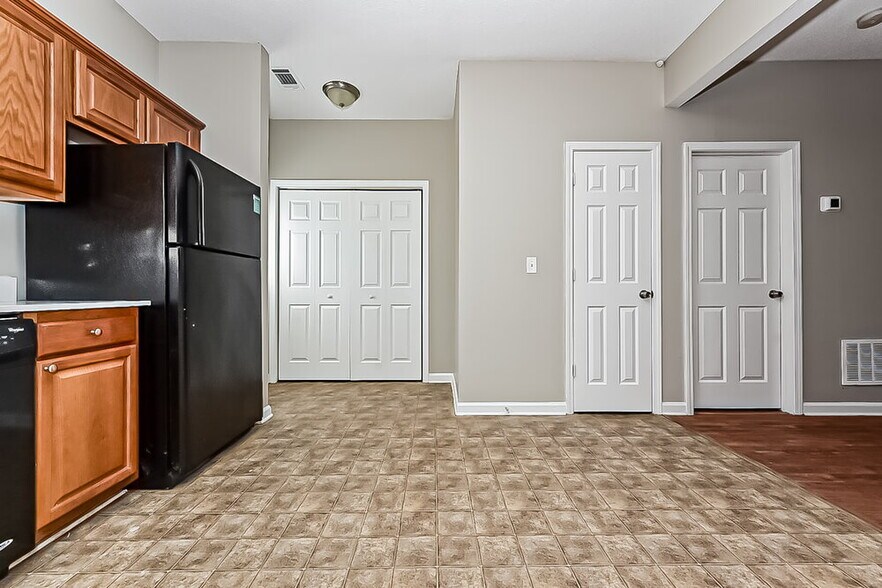 Building Photo - 2497 Brianna Dr