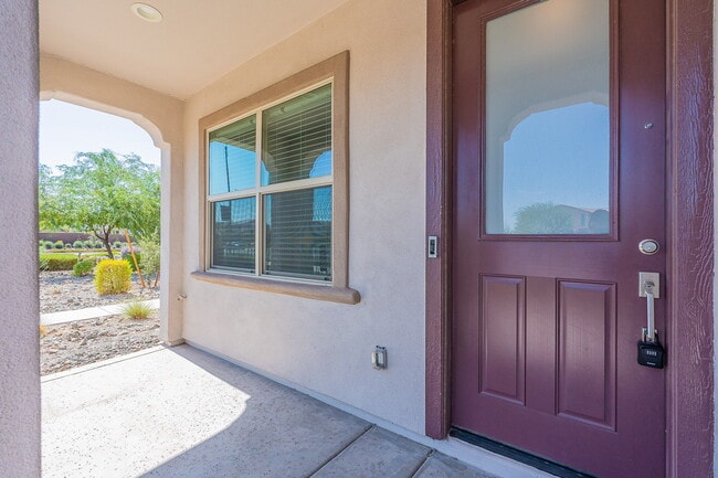 Building Photo - 4641 S Element