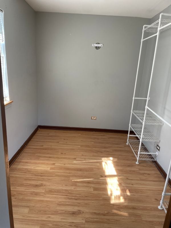 Building Photo - 650 Perrie Dr