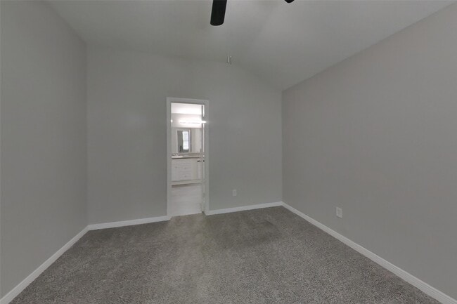 Building Photo - 18311 Autumn Trails Ln