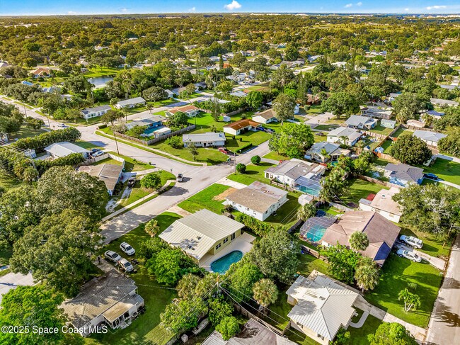 Building Photo - 2917 Rollins St