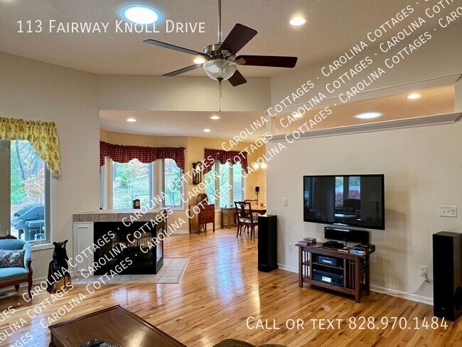 Building Photo - 113 Fairway Knoll Dr