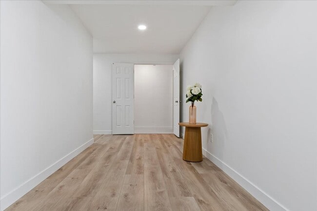 Building Photo - Gorgeous 5 Bedroom Home in Saratoga Springs!